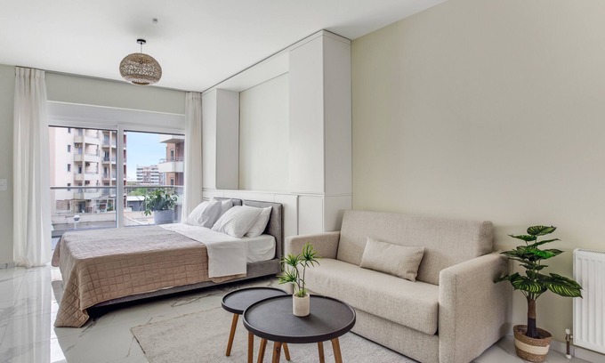 Thessaloniki Apartment | Sanders Old Port - Nice Studio with Balcony