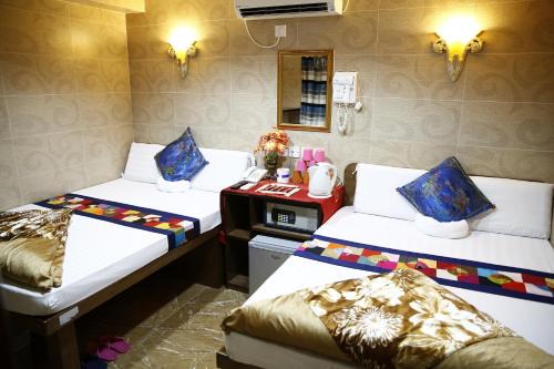 Tsim Sha Tsui House | Sandhu Guest House
