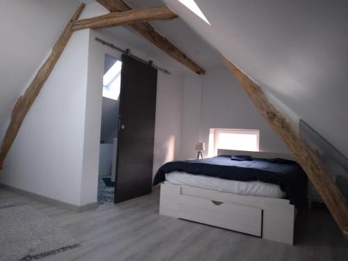 La Ferte-Saint-Aubin House | Sandrine