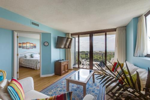 Atlantic Beach Apartment | Sands Villa Resort Oceanfront Condo with Pools!