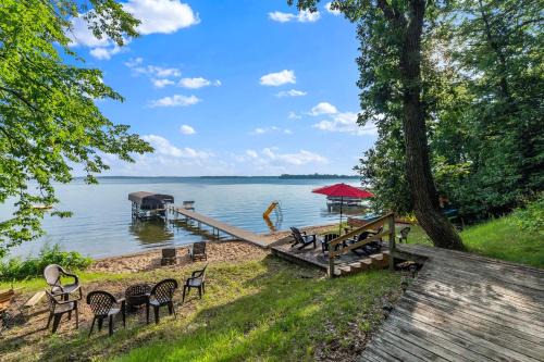 Alexandria House | Sandy Beach Family Getaway with Fire Pit and Deck!