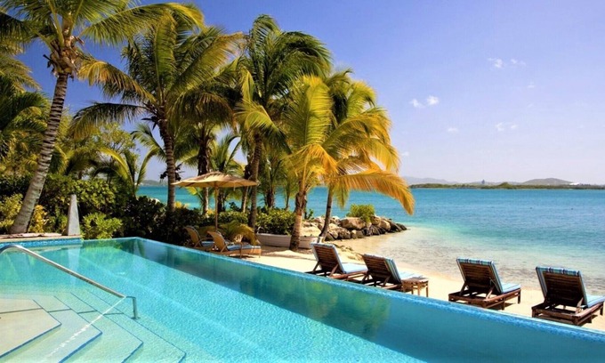 Long Island Villa | Sandy Cove - Beach Front - 4 Bedrooms
