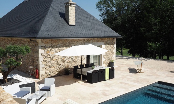 Les Farges House | Santoneige is a spacious (150 m2) newly built holiday home in 2018