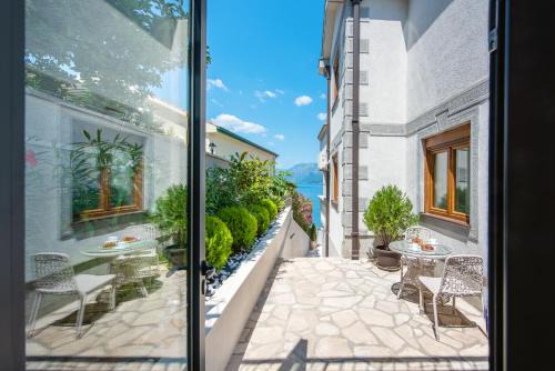 Krasici Apartment | Santorini Apart