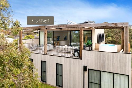 Sorrento House | Santorini Blue Sorrento with heated spa and stunning views