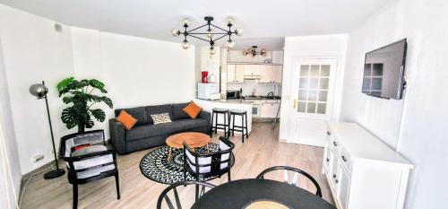 Sanxenxo Apartment | SANXENXO , apartamento nuevo 300 mts playa Silgar