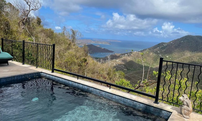 Estate Carolina Villa | Sapphire Peak 2 bed/2 bath amazing views and private pool, AC and generator