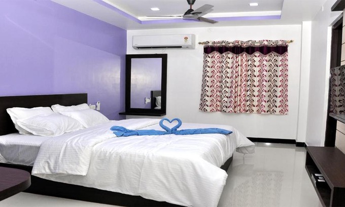 Palani Hotel | Sara Regency