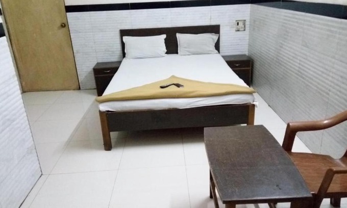 Panvel Cabin | Saranga Lodge