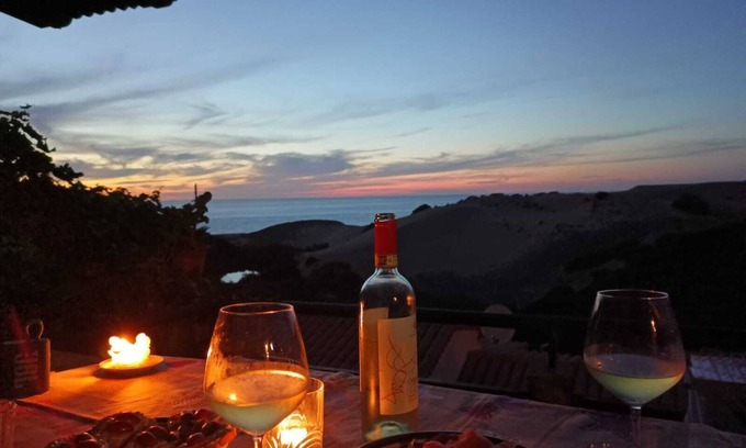 Torre dei Corsari House | SARDAGNE SAUVAGE - VIEW OF THE DUNES AND THE SEA AT 600M