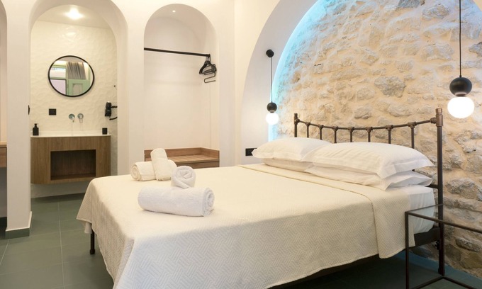 Heraklion House | SARTORI CONCEPT HOTEL
