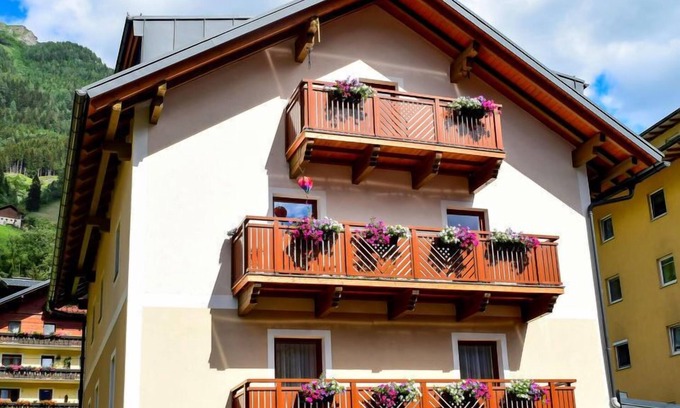 Bad Hofgastein Apartment | Sattlerweg by Interhome