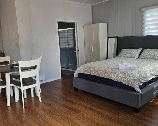 Powell River Apartment | Savary Island Escape