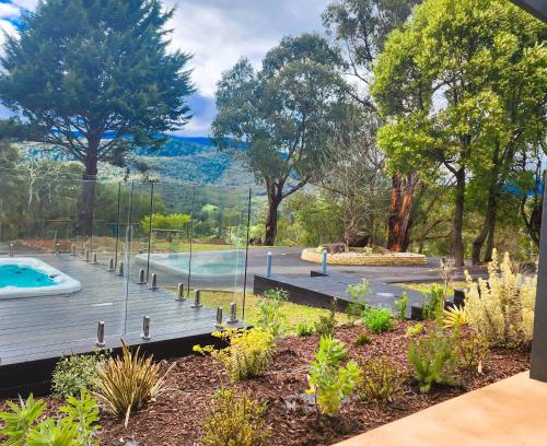 Chum Creek House | Savvanah Farmstay family friendly home with stunning views and spa
