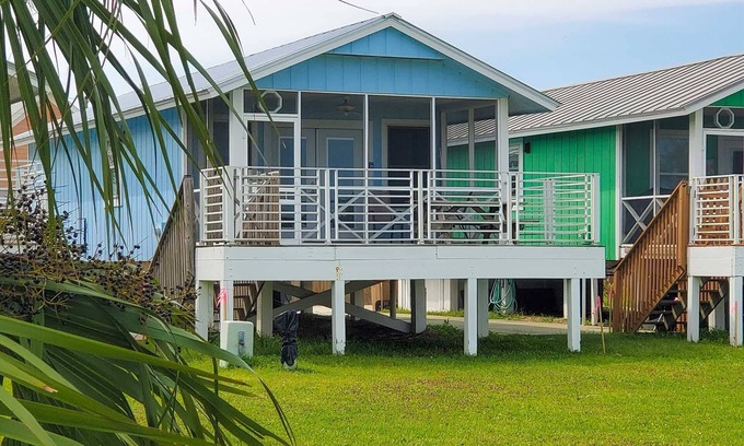 Cape San Blas Cottage | Scallop Cove #5 - The Blue Tortuga - Bayfront, Pet Friendly, Save 15% on 25' Bookings!