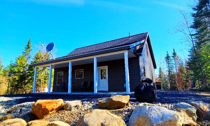 Greenville Cabin | Scammon Ridge Cabin - Secluded - Pet friendly