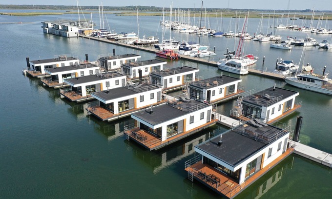 Kroeslin Apartment | Scan2 - Houseboats Marina Kröslin