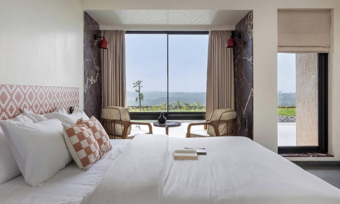 Igatpuri Villa | Scarlatta