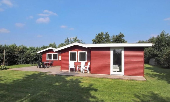 Vinderup House | "Scarlet" - 400m to the inlet by Interhome