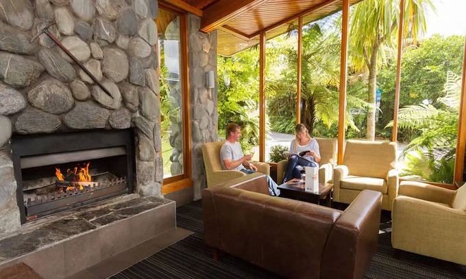 Franz Josef Glacier Hotel | Scenic Hotel Franz Josef Glacier