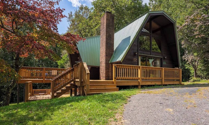 Fancy Gap House | Scenic Mountain Getaway-Tranquil Views!-58 Meadowview Trail