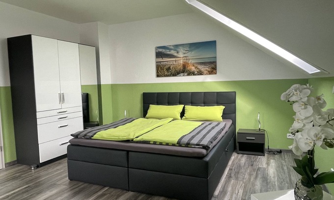 Werder Apartment | Schöne Ferienwohnung für 2 bis 6 Personen 80 qm