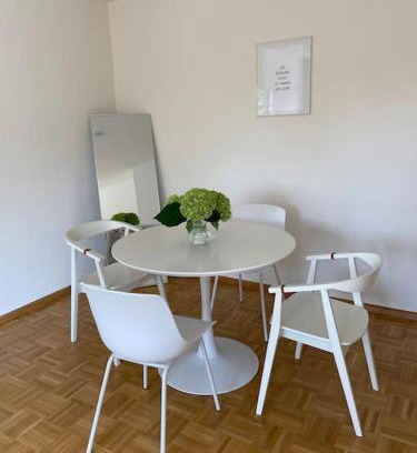 Wehr Apartment | SCHÖNE HELLE FERIENWOHNUNG