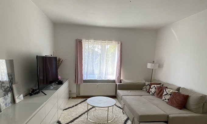 Eutritzsch Condo | Schöne Zentrale Wohnung mit Sonnigem Balkon