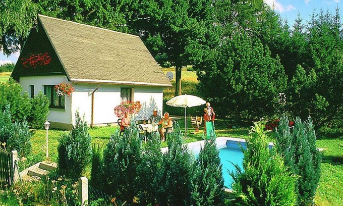 Altenfeld House | Schönes Ferienhaus in Altenfeld mit eigenem Pool