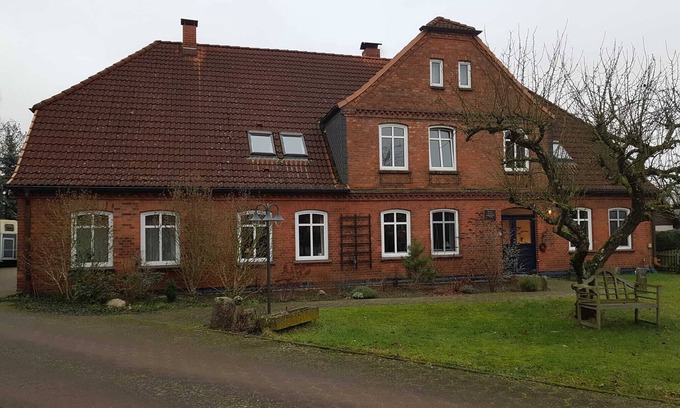 Leussow Apartment | Schnuckelige Kleine Ferienwohnung Direkt an der Lübtheener Heide
