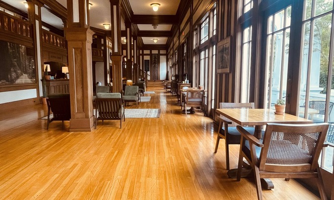 Carlotta Hotel | Scotia Lodge