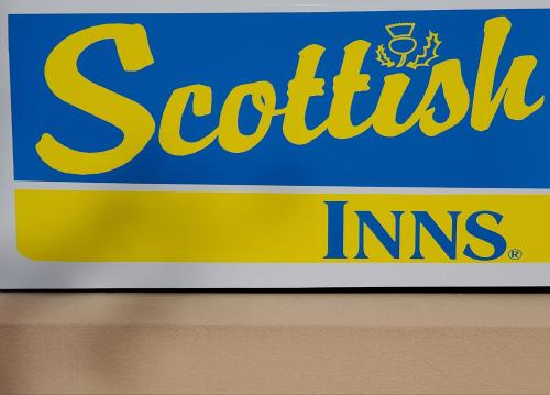 Cedar Knolls Hotel | Scottish Inn Whippany