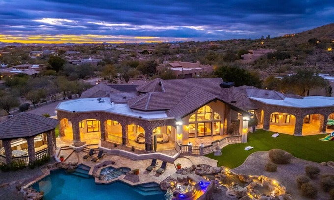 Pinnacle Peak Heights House | Scottsdale Diamond Mtn Oasis+Waterslide+Pickleball