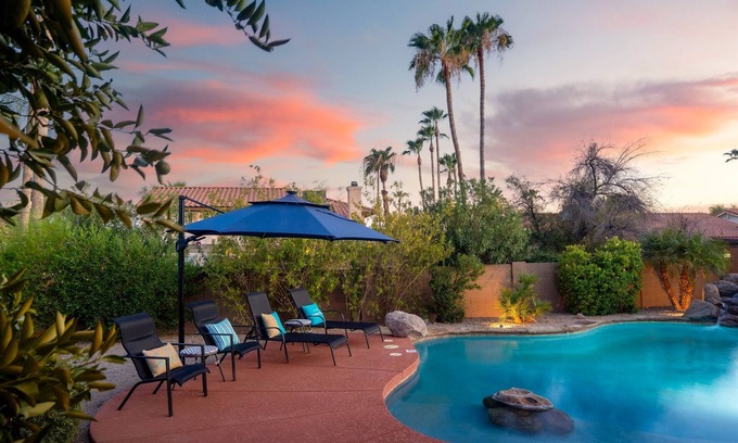 Sunset Ridge House | *Scottsdale Kierland*Heated Pool*Spa*Water Fall*