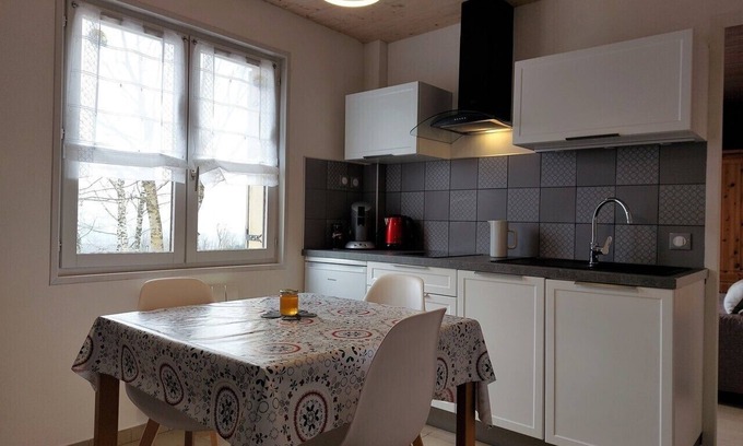 Montanges House | Se Ressourcer Dans les Montagnes du Jura