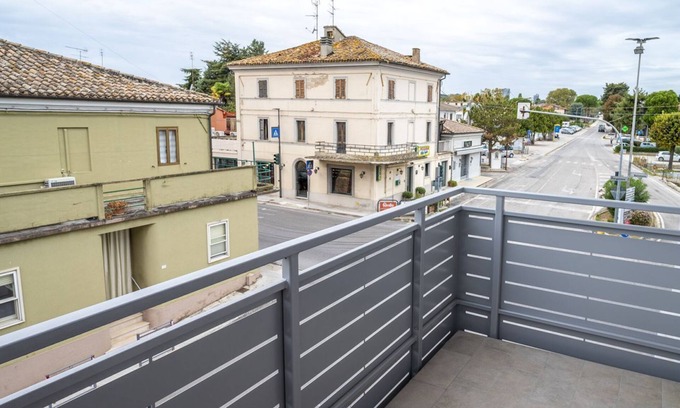 Ponte Rio Apartment | SE029 - Mondolfo, new three-room apartment with balcony and air conditioning