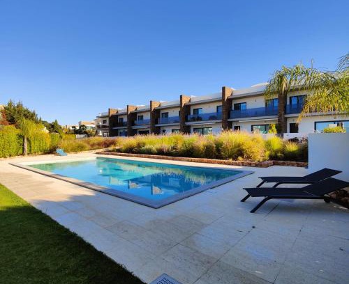Pera House | SE7EVILAS - JustZen