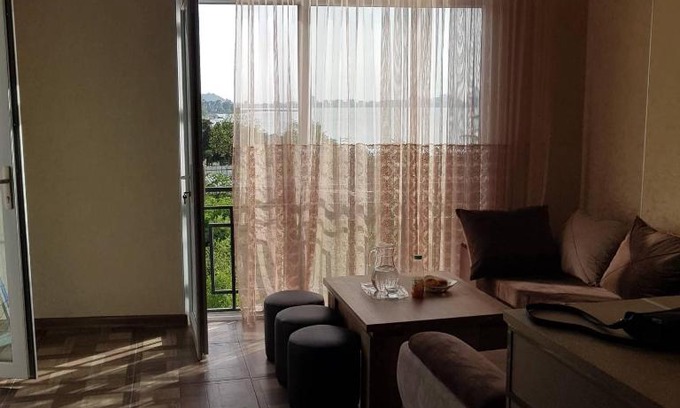 Makhinjauri Apartment | Sea and Batumi view