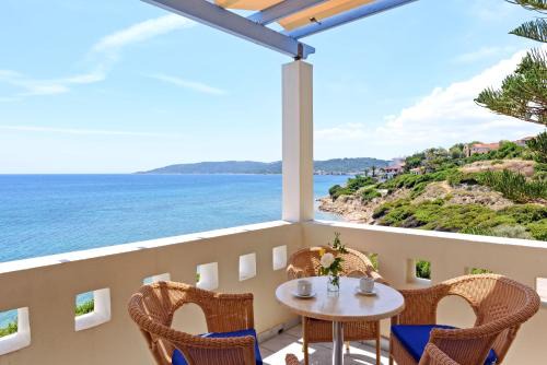 Agios Emilianos Apartment | Sea Breeze Apartments Chios