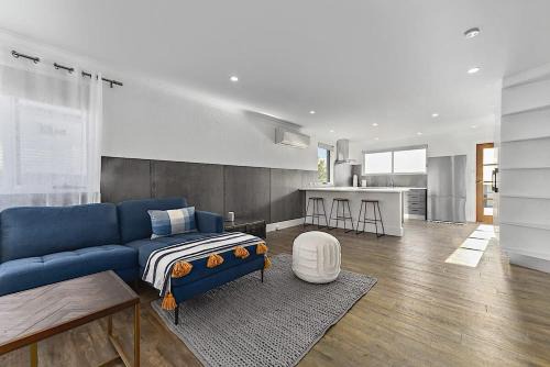 Bridport House | Sea Breeze Escape