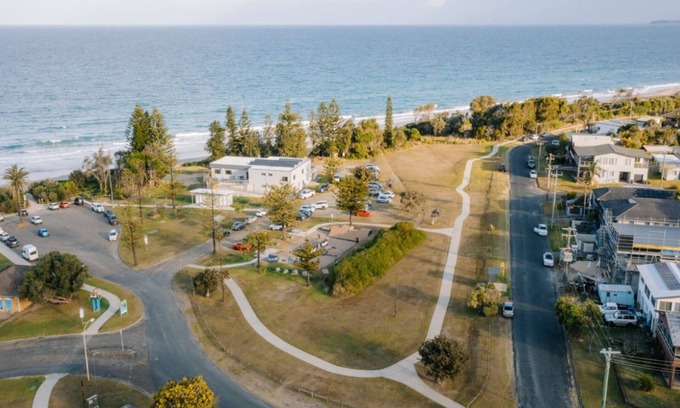 Old Bar Apartment | Sea Breeze, TOP NOTCH