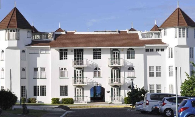 St.Bran's Burg Apartment | Sea Castle ,Rosehall,Montego Bay Jamaica