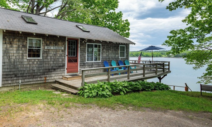 Brunswick Cottage | Sea Chaser Cottage - Perfect getaway for those drawn to the sea