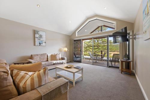 Port Campbell Apartment | Sea Foam Villas