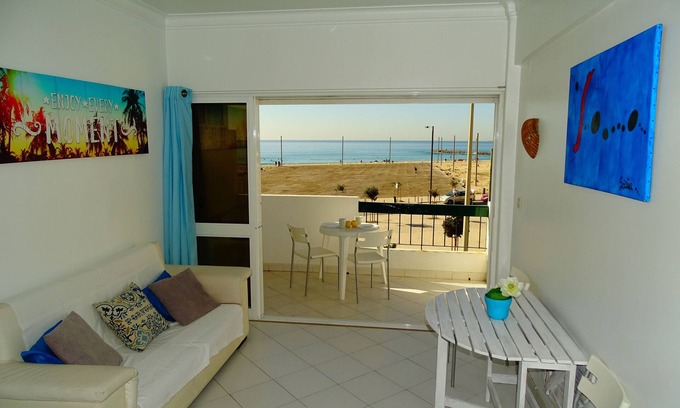 Costa de Caparica Apartment | Sea front Apartment Vasco da Gama
