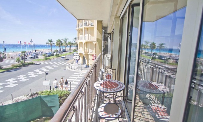 Fabron Apartment | Sea Front Palace Promenade