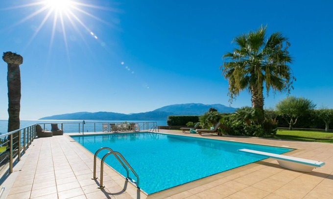 Antirrio Resort | Sea Front Sunrise Luxury Villa