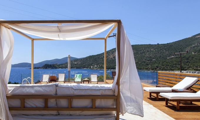 Evgiros House | Sea Front Villa Alma Lefkada - Private Sea Access
