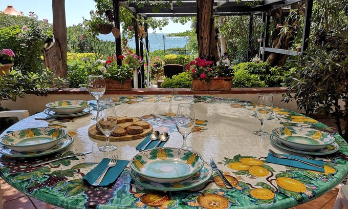 Mondragone Apartment | SEA FRONT VILLA - VILLA FERRERO DOMUS MARIIS 50 METERS FROM THE BEACH