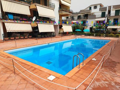 Sant'Anna Apartment | Sea Garden, fronte mare con piscina
